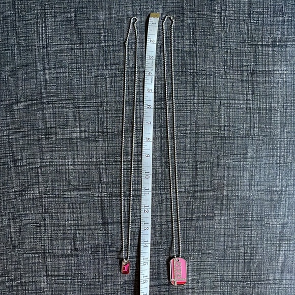 PINK Dog Tag Necklace Victoria's Secret Bling Hard to Find RARE - Picture 9 of 9